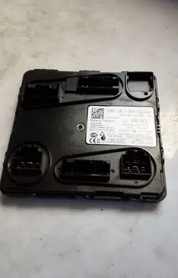 Audi Q7 4M Comfort/convenience module 8W0907064ED 8W0907064DD 5DK01107935