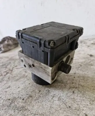Jeep Grand Cherokee (WK) ABS Pump P52128205AF 3300502050 25020402084