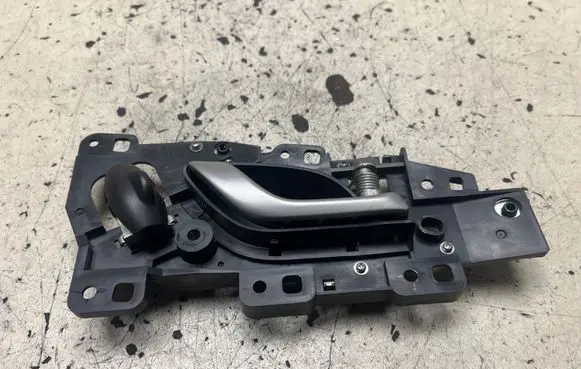 Honda Civic Front door interior handle 