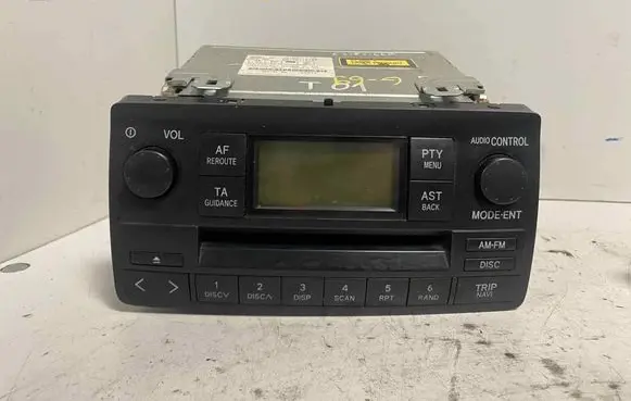 Radio/CD/DVD/GPS head unit