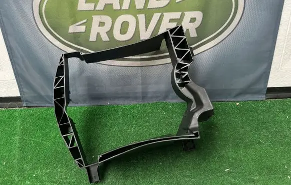Land Rover Range Rover L405 Radiator mount bracket LR034578