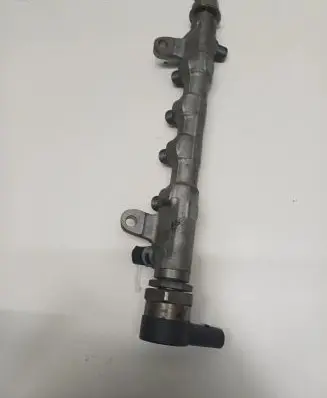 Skoda Superb B6 (3T) Fuel main line pipe 03L130089J R03L125C CFF