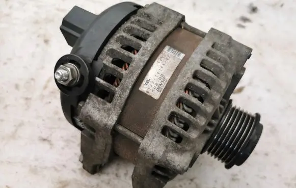 Land Rover Evoque I Generator/alternator 1042106360 GJ3210300AC