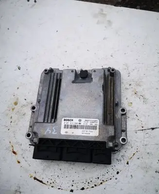 Renault Trafic II (X83) Engine control unit/module 237101754R 0281019840