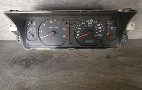 Isuzu Trooper Speedometer (instrument cluster) 84804A1292 E125M 72631690