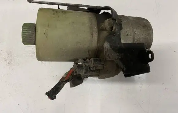 Skoda Praktik (5J8) Power steering pump 6r0423156