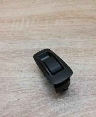 Toyota Corolla Verso AR10 Electric window control switch 848100F010 37181A