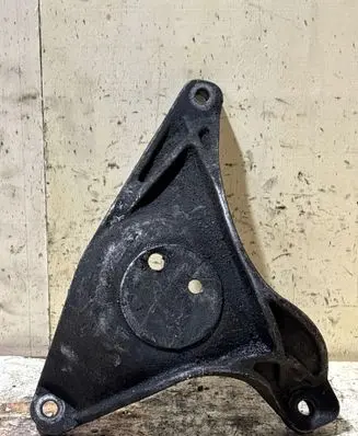 BMW 5 E39 Engine mounting bracket 1096080 22111096080