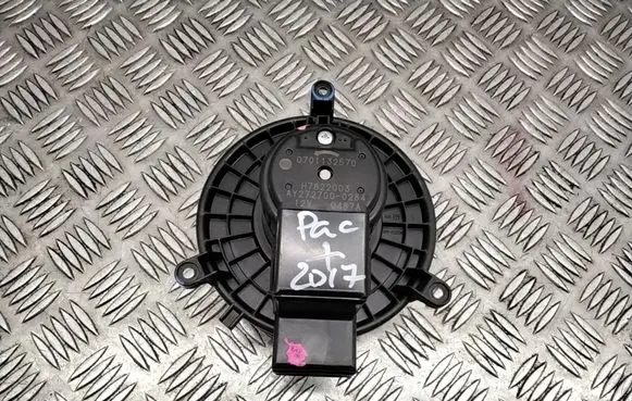 Chrysler Pacifica Heater fan/blower 0701132570 H7822003