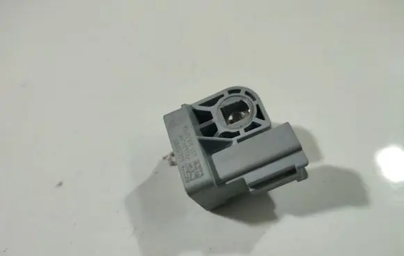 Citroen DS3 Airbag deployment crash/impact sensor 618200900