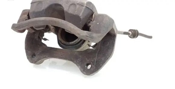 Opel Zafira C Front brake caliper
