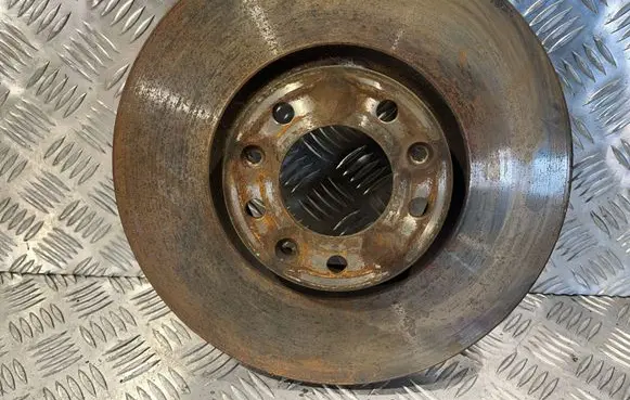 Peugeot 5008 II Front brake disc