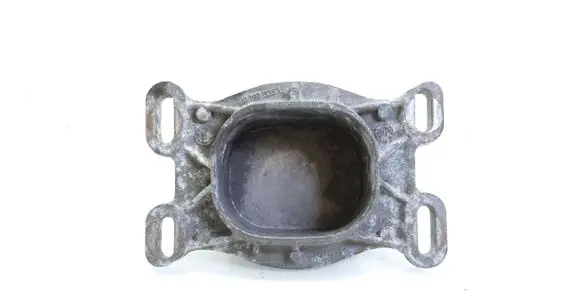 Audi A6 S6 C6 4F Engine mounting bracket 4B0199335L