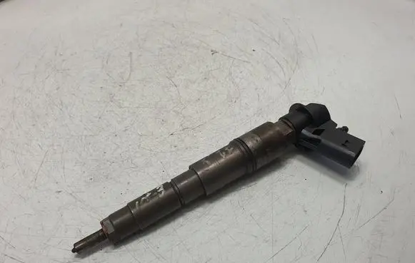 BMW X6 E71 Fuel injector 7792721 13537792721