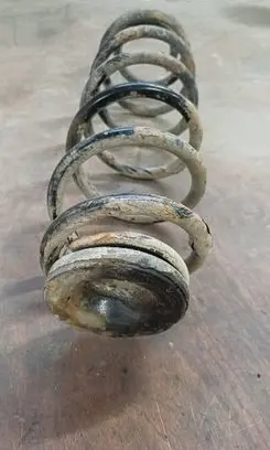 Volkswagen Golf IV Rear coil spring