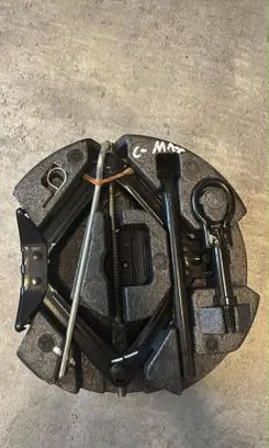 Ford C-MAX II Spare wheel section trim BM5117009EC