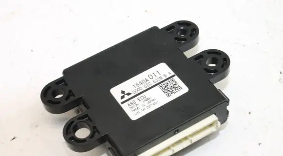 Mitsubishi Outlander Other devices 1640A011