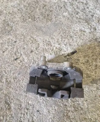 Citroen DS5 Front brake caliper