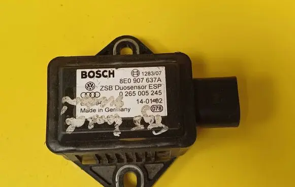 Volkswagen PASSAT B5 ESP acceleration yaw rate sensor 8E0907637A 0265005245