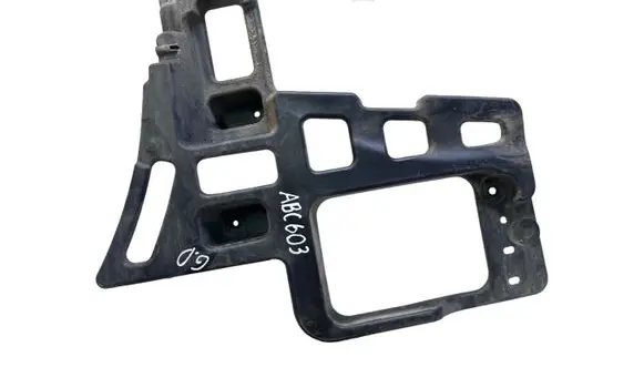 Renault Talisman Rear bumper mounting bracket 850425156R