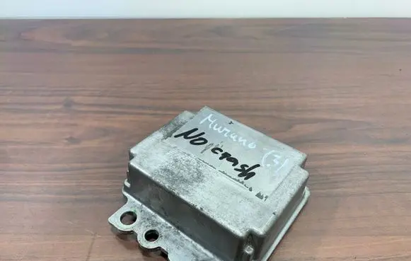 Nissan Murano Z50 Airbag control unit/module 98820CC000