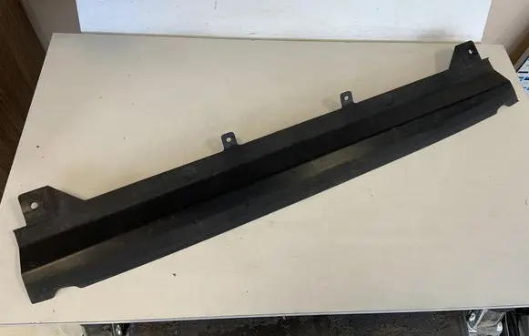 Audi Q7 4L Radiator trim 4L0121292