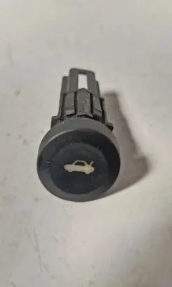 Ford Fiesta Tailgate opening switch D3l0a