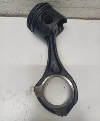 Mercedes-Benz ML W164 Piston with connecting rod 8340E