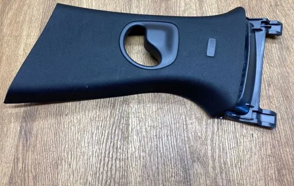 Jaguar F-Pace (B) pillar trim (top) HK8324397AH8PVJ 51643691 631102742