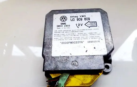 Volkswagen Golf IV Airbag control unit/module 1j0909609 5wk42800