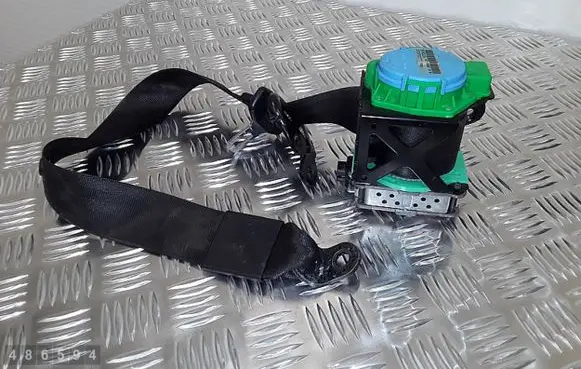 Audi TT TTS Mk2 Front seatbelt 8J8857705D