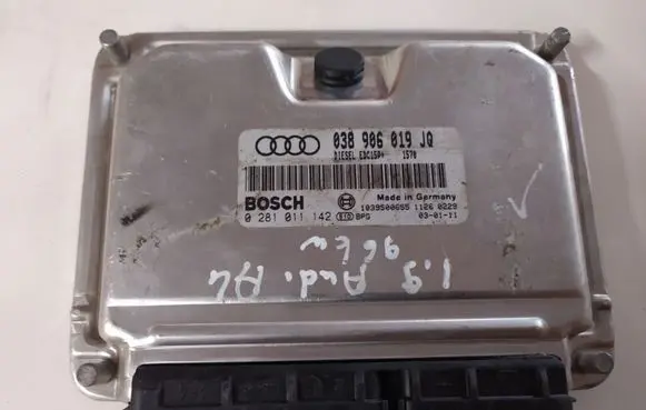 Audi A4 S4 B6 8E 8H Engine control unit/module 038906019JQ 0281011142