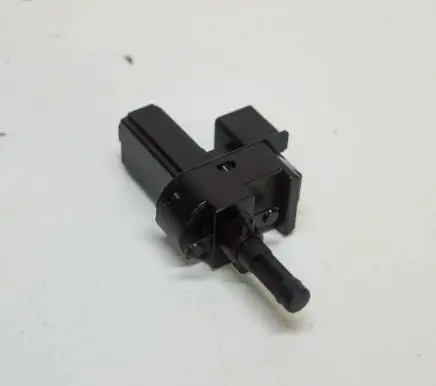 Ford Kuga II Brake pedal sensor switch 4M5T7C534AA