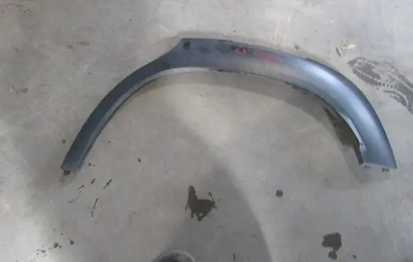 Citroen C3 Aircross Rear arch trim 13476855