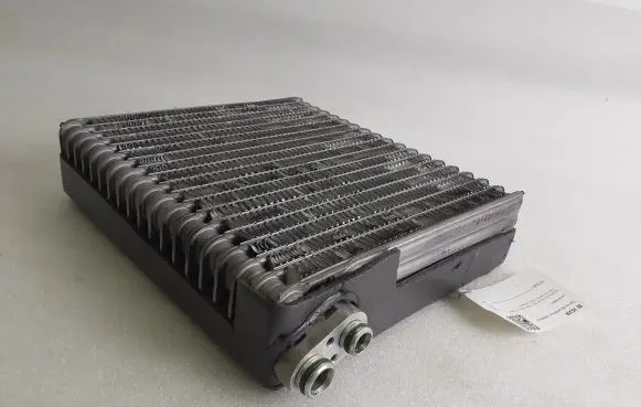 Air conditioning (A/C) radiator (interior)