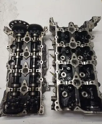 Nissan X-Trail T32 Engine head 8200519994 130C09547R