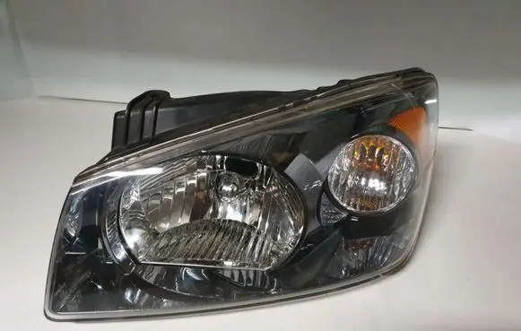 KIA Cerato Headlight/headlamp 921012F0