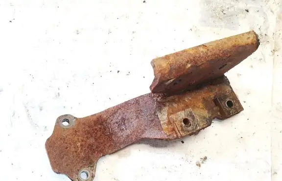 Hyundai Santa Fe Engine mounting bracket