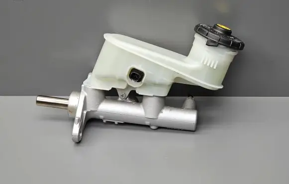 Honda Accord Master brake cylinder
