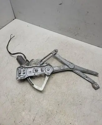 Mercedes-Benz C W202 Front door window regulator with motor 193027100