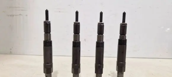 Ford Mondeo Mk III Fuel injectors set 0432133800