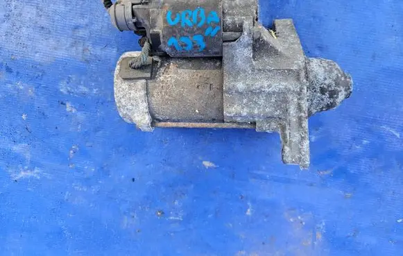 Toyota Urban Cruiser (XP110) Starter motor 428000-6000