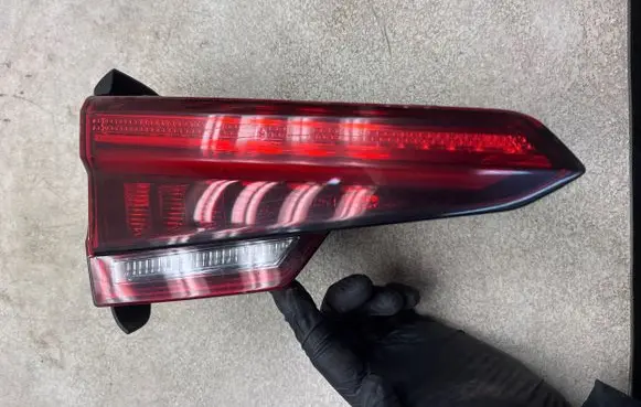 Audi A4 S4 B9 Tailgate rear/tail lights 2SD0122464 8W5945093B 2SV01224705