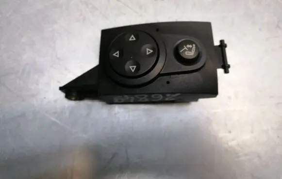 Volkswagen Touareg I Steering wheel adjustment switch 3D0953551