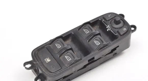 Volvo V50 Quarter vent window switch 31295121AA