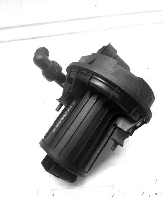 Audi A3 S3 8P Secondary air pump ZBS06A131333