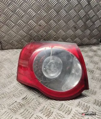 Volkswagen PASSAT B6 Rear/tail lights