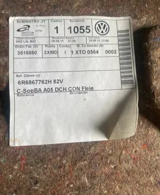 Volkswagen Polo V 6R Trunk/boot side trim panel 6R6867428C 6A9011