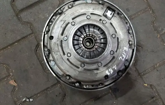 Mercedes-Benz SLK R172 Clutch set kit A0232509601