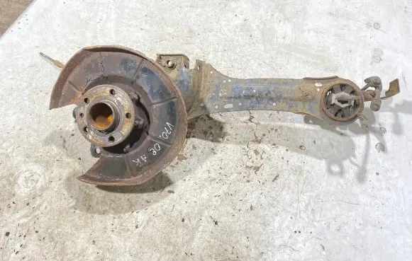 Volvo V70 Rear wheel hub spindle/knuckle 